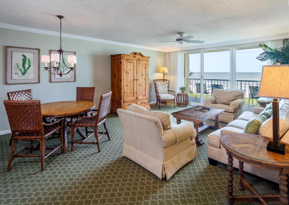 Two-Bedroom Oceanfront Villa interior